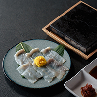 溶岩焼ふぐ三種